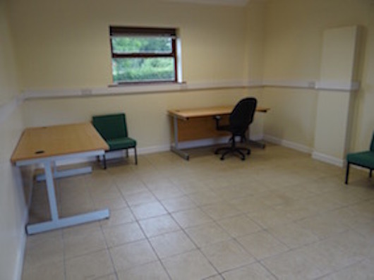 Unit2 Business accommodation to let